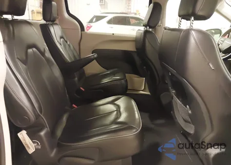 2020 Chrysler Pacifica Limited z USA, uszkodzony, nr VIN 2C4RC1GG5LR120927